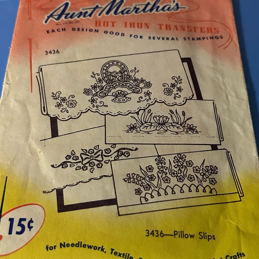 Vintage Aunt Martha's Hot Iron Transfers. 3436-Pillow Slips